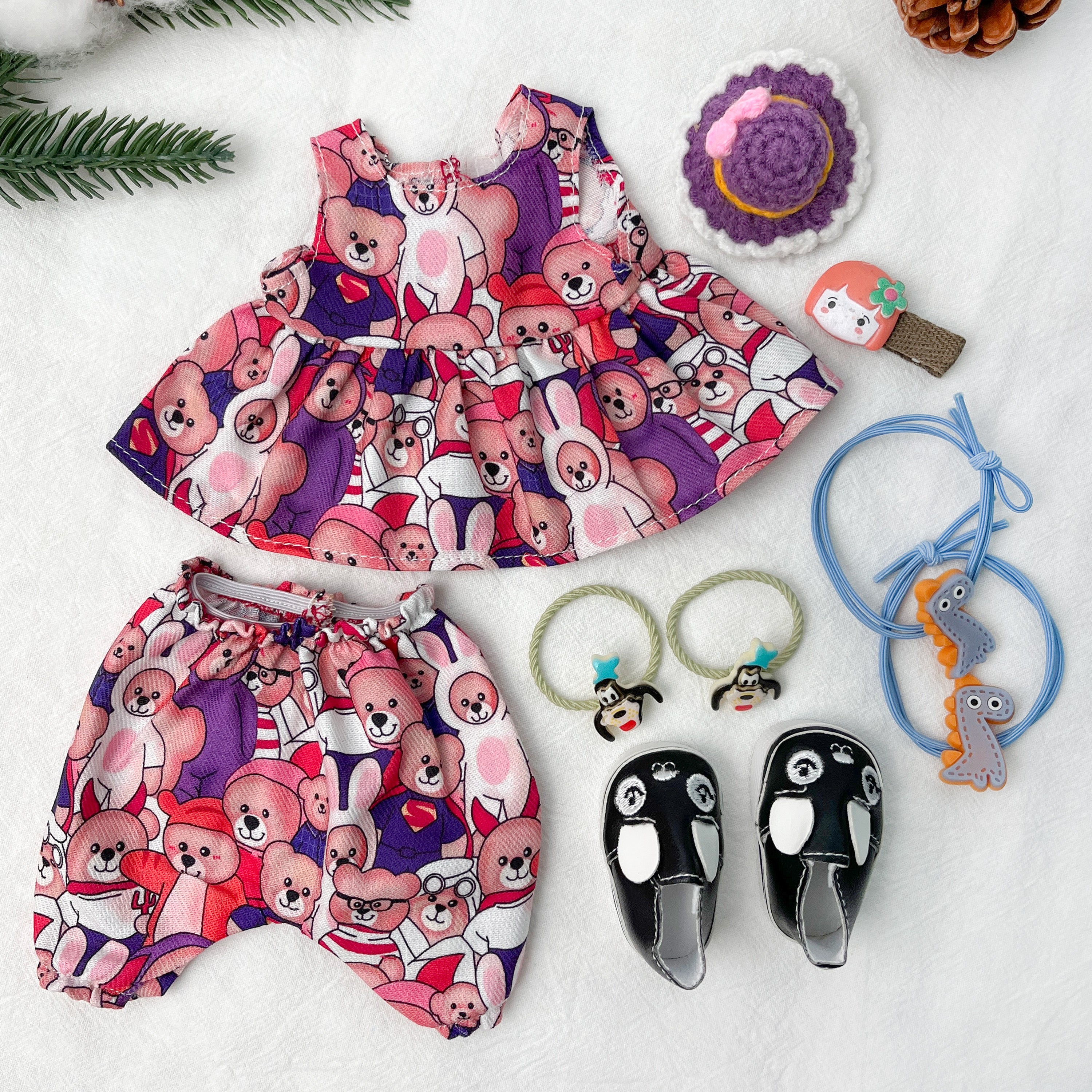 Alice's Clothes
