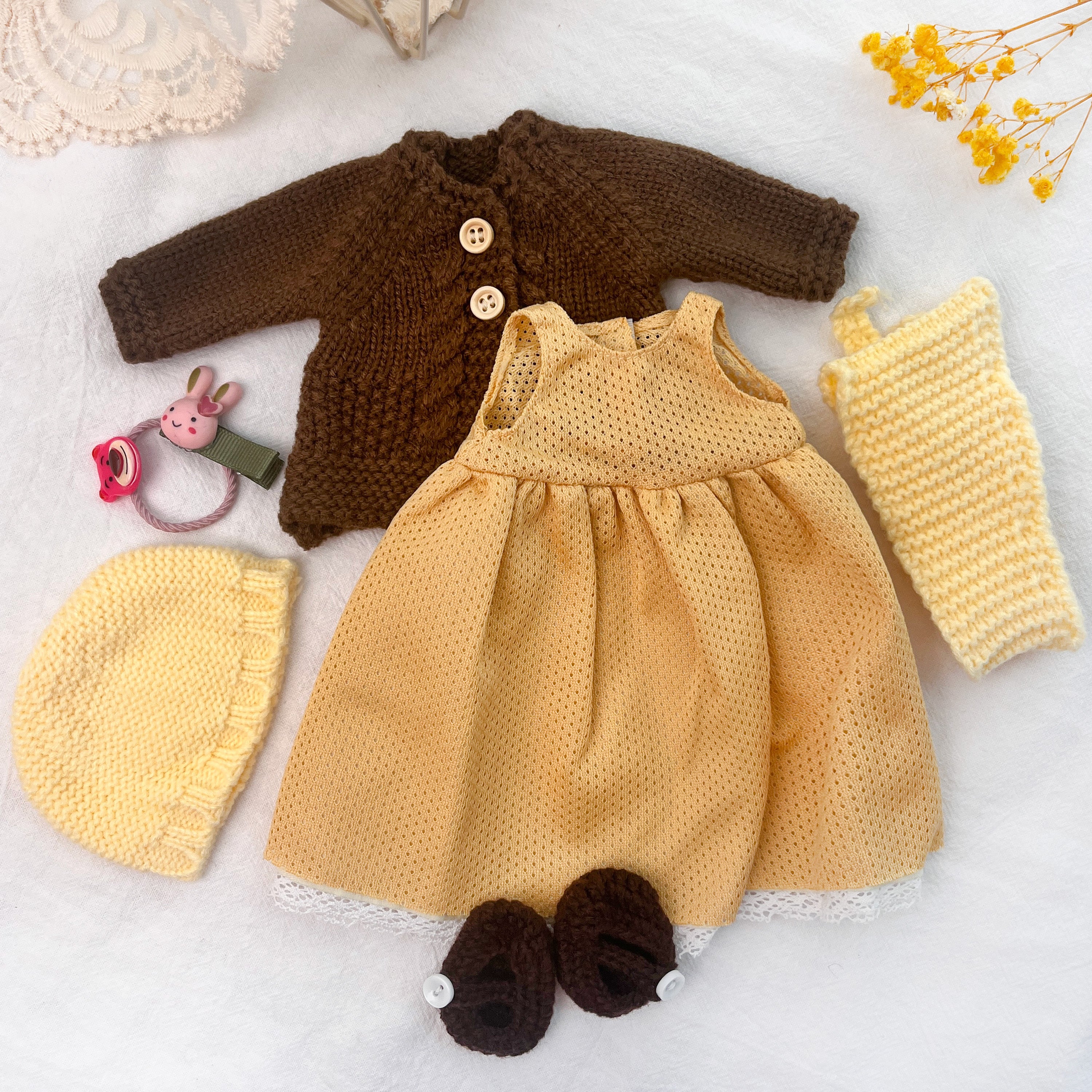 Amelia's Clothes